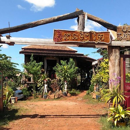 Ratanak Tep Rithea Homestay Banlung Екстер'єр фото