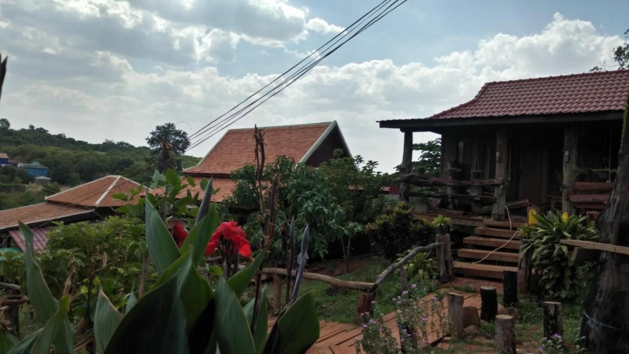 Ratanak Tep Rithea Homestay Banlung Екстер'єр фото